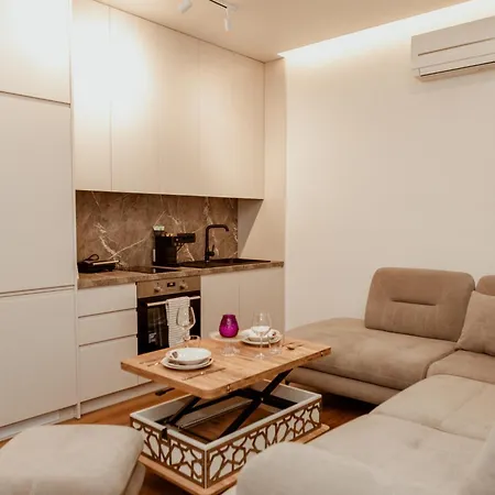 Apartment New Born Apartments Tirana